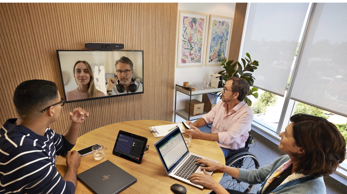 Poly Việt Nam giới thiệu Camera Hội Nghị Poly Studio R30